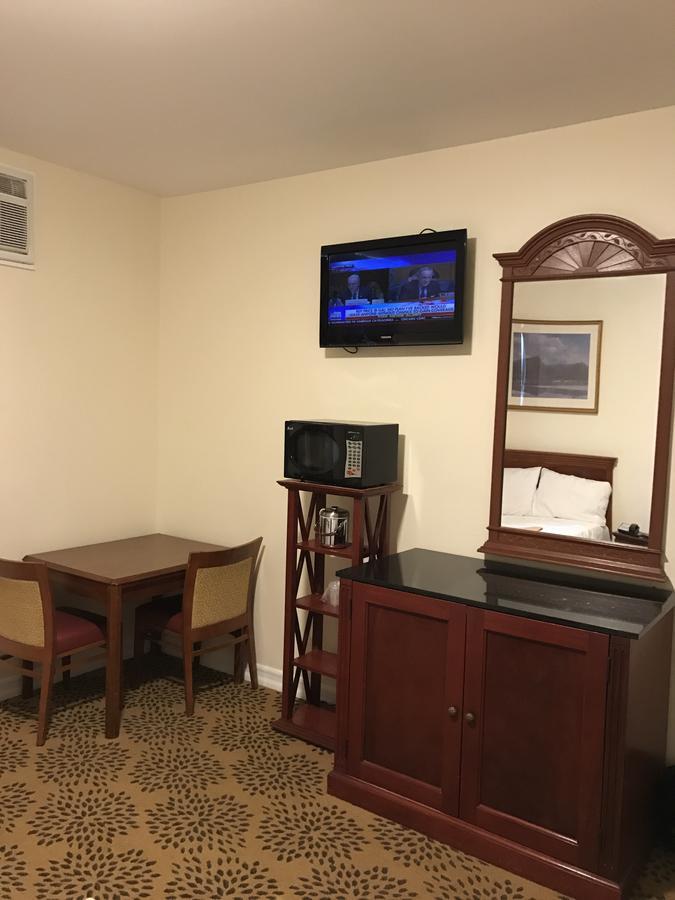 Waterbury Big Apple Motel المظهر الخارجي الصورة